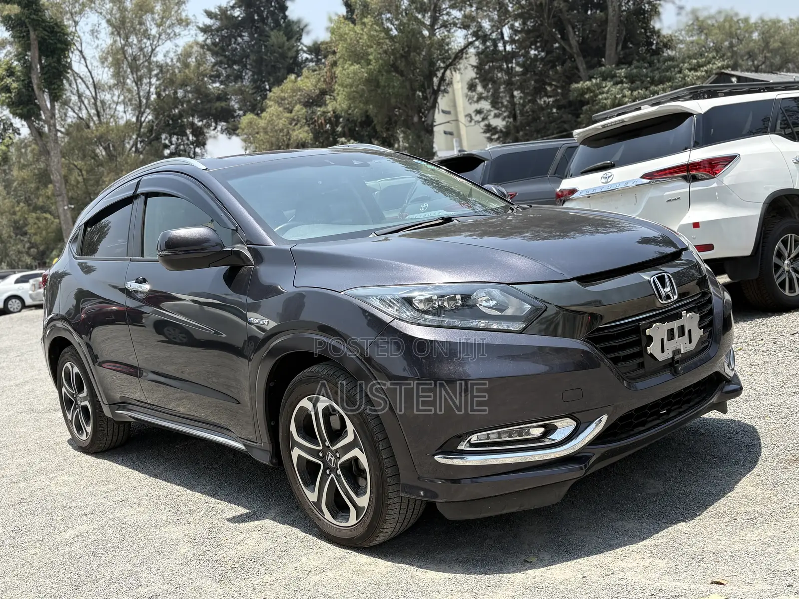 Honda Vezel 1.5 Hybrid 2WD 2018 Gray