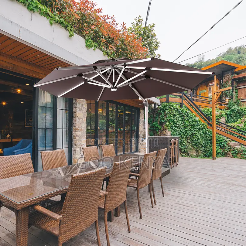 Outdoor Sun Umbrella; Modern Outdoor Garden Parasol With Solar