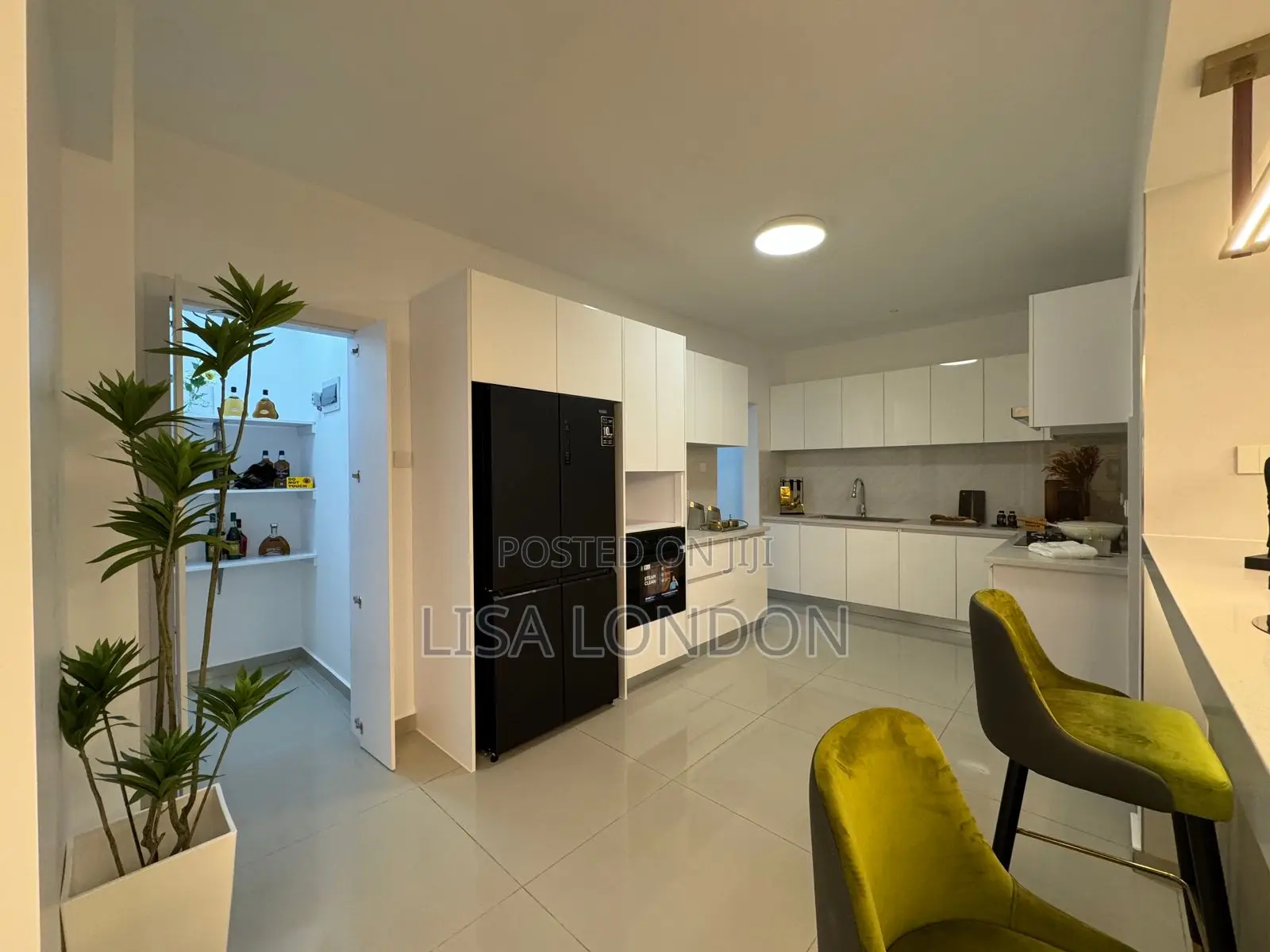 5bdrm Apartment in State House Area for sale