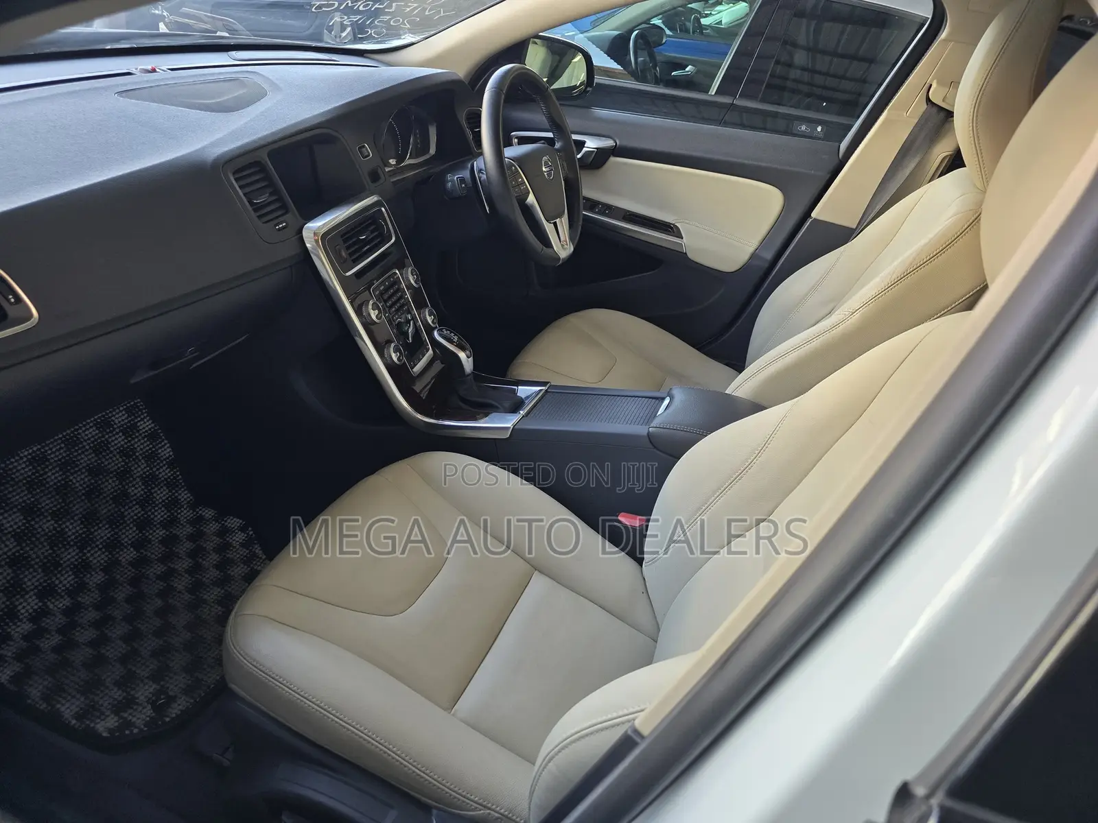 Volvo V60 2018 White