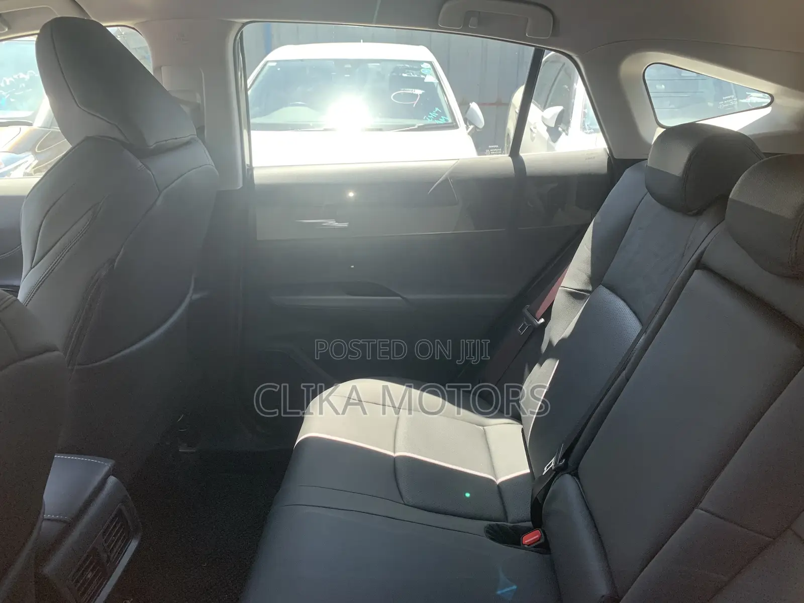 Toyota Harrier 2.0 4WD 2020 Black