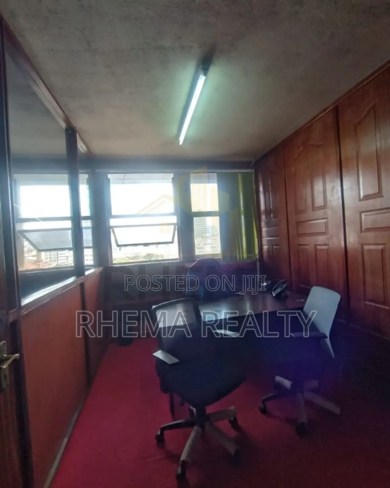 Huge Office To Let