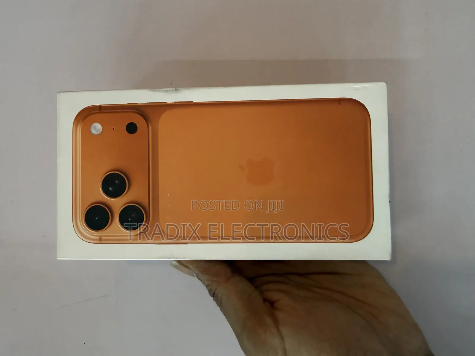New Apple iPhone 17 Pro Max 256 GB Orange