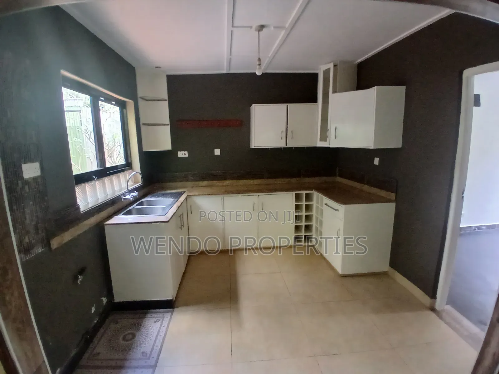 3bdrm Bungalow in Karen for rent