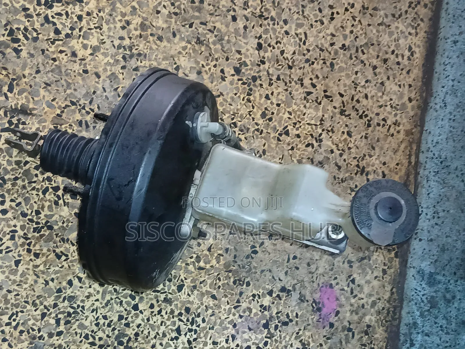 Brake Boosters Nze,Fielder