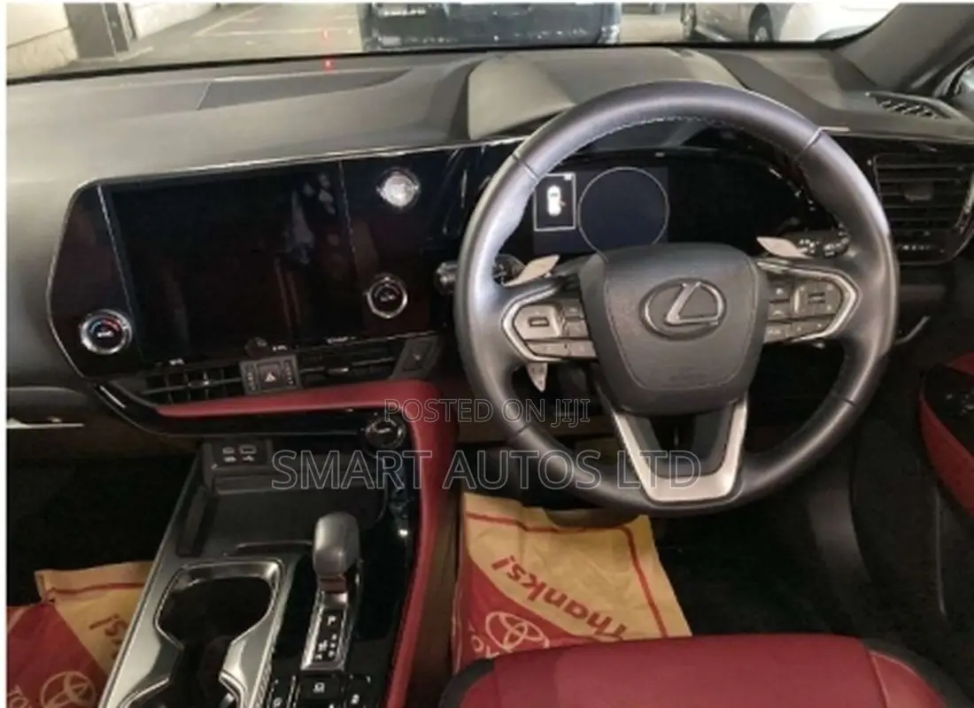 Lexus NX 2022