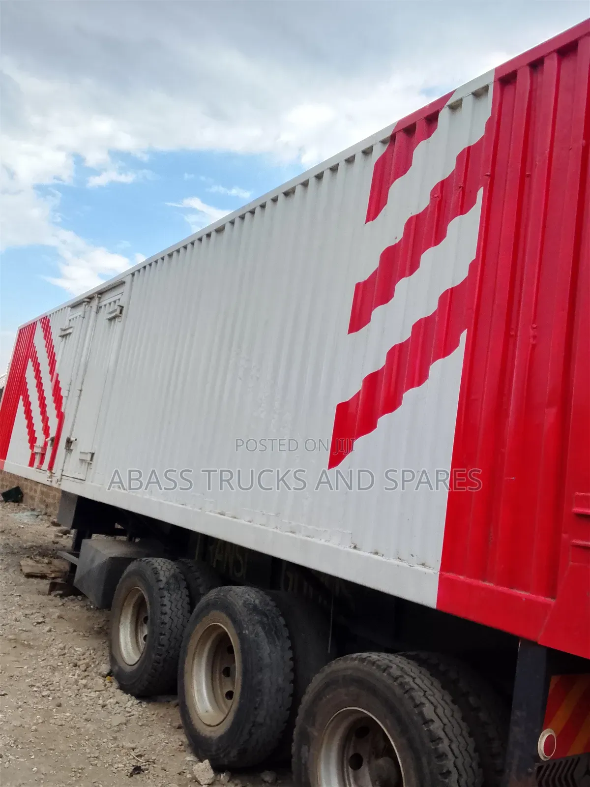 Boxbody Bachu Tarela ZE Sevi Perss 2m Location Nairobi Abass