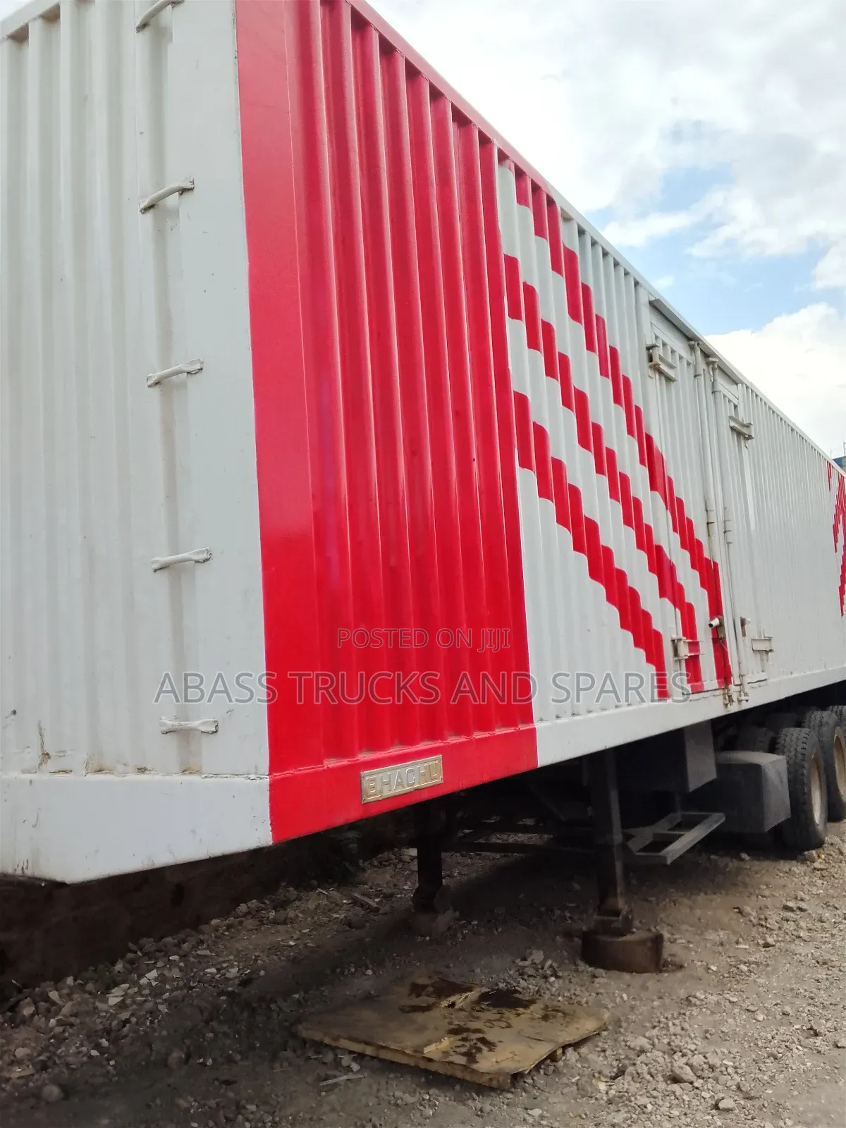 Boxbody Bachu Tarela ZE Sevi Perss 2m Location Nairobi Abass