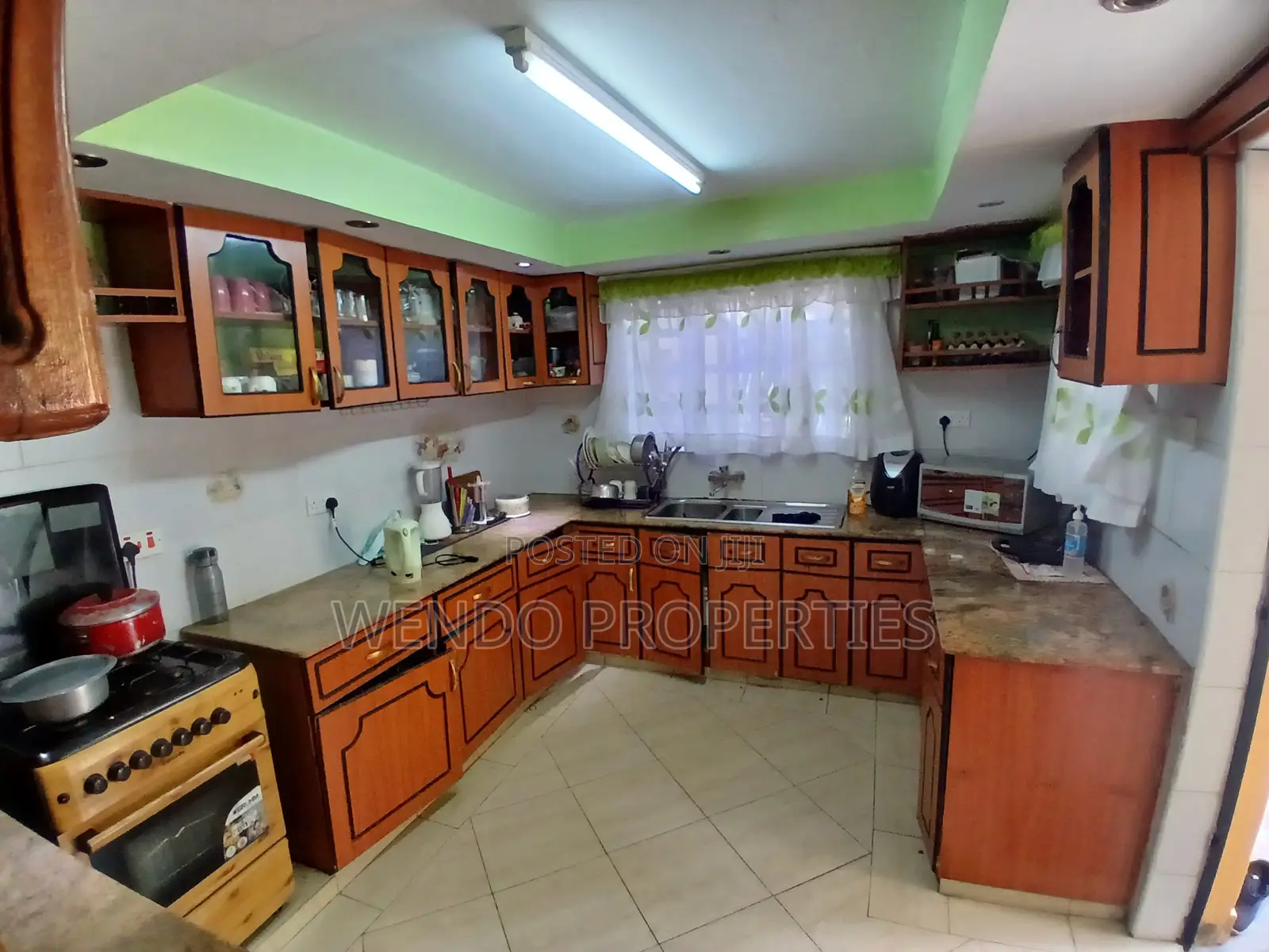 4bdrm House in Mukoma, Hardy for rent