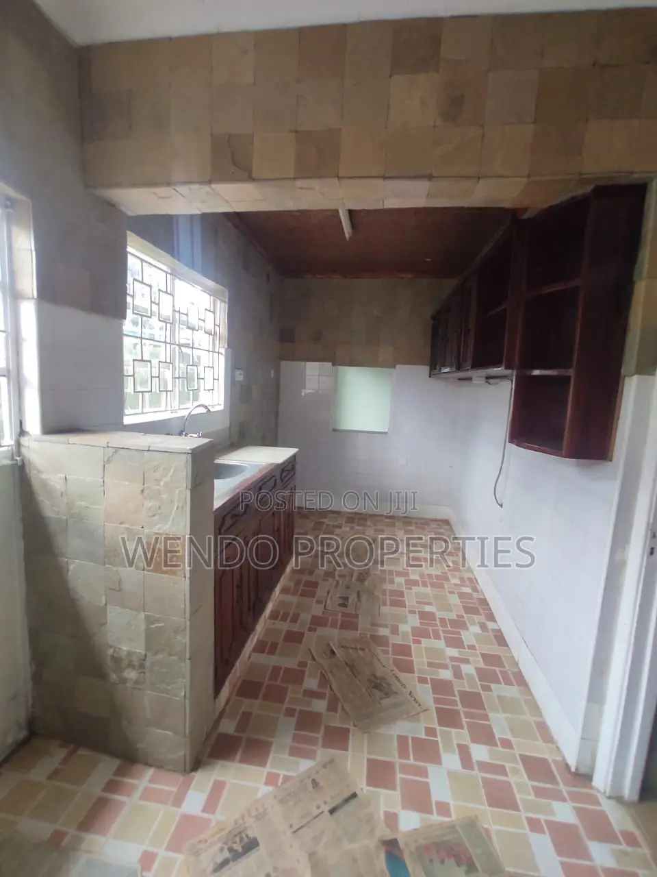 3bdrm Bungalow in Galleria, Karen C for rent