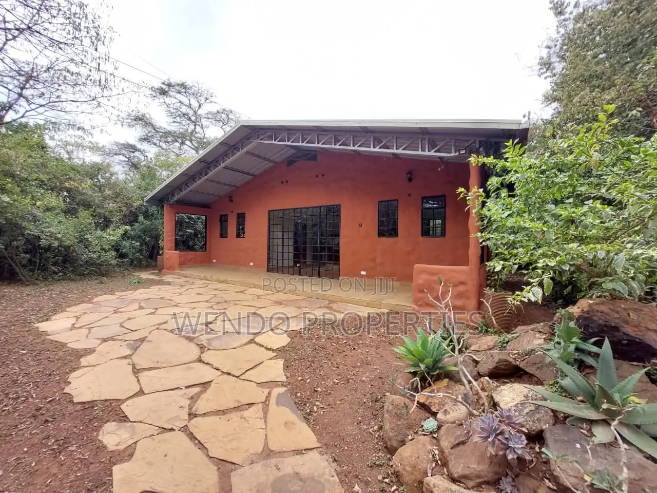 2bdrm Bungalow in Hardy for rent