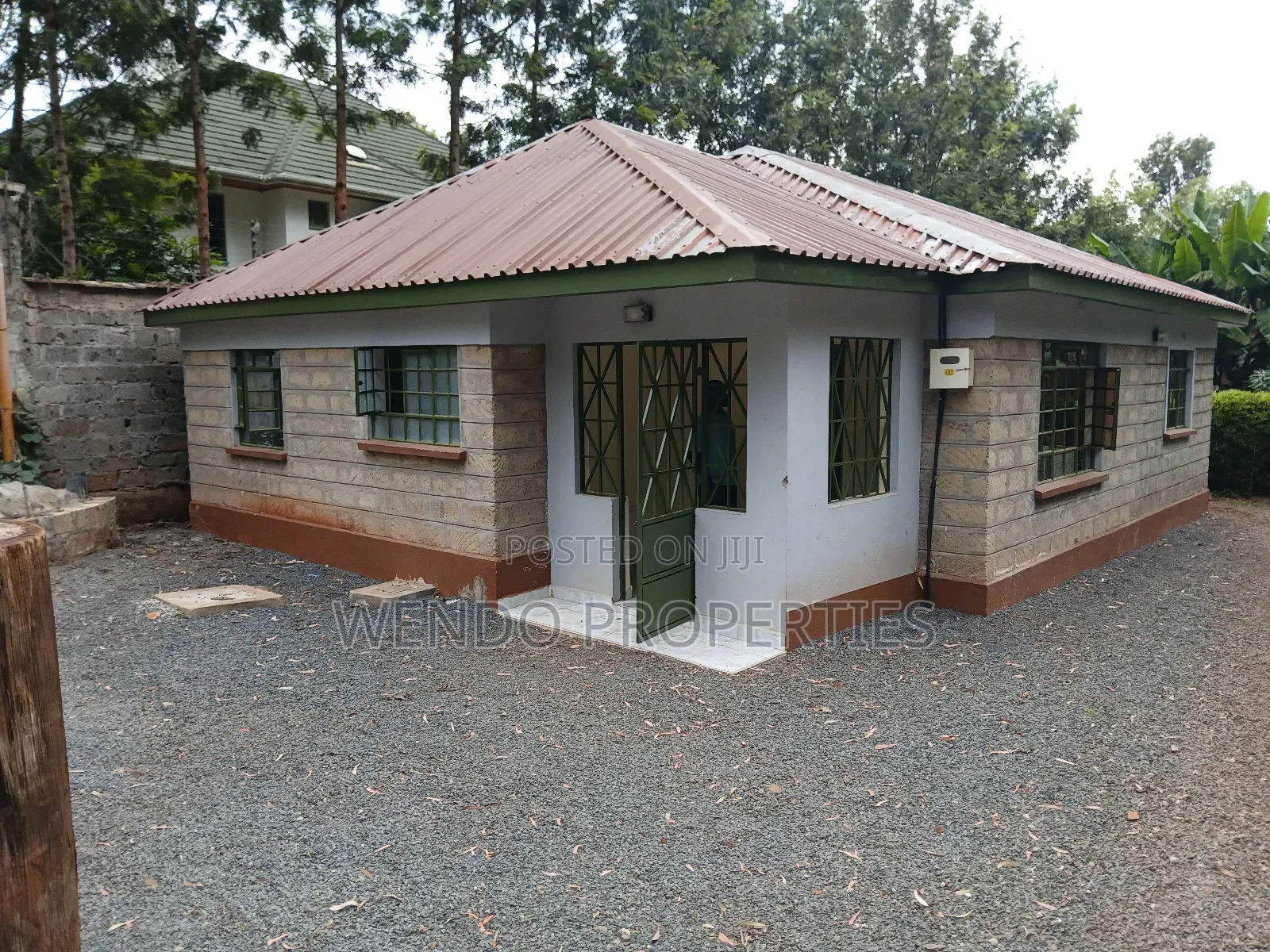 2bdrm Bungalow in Karen for rent