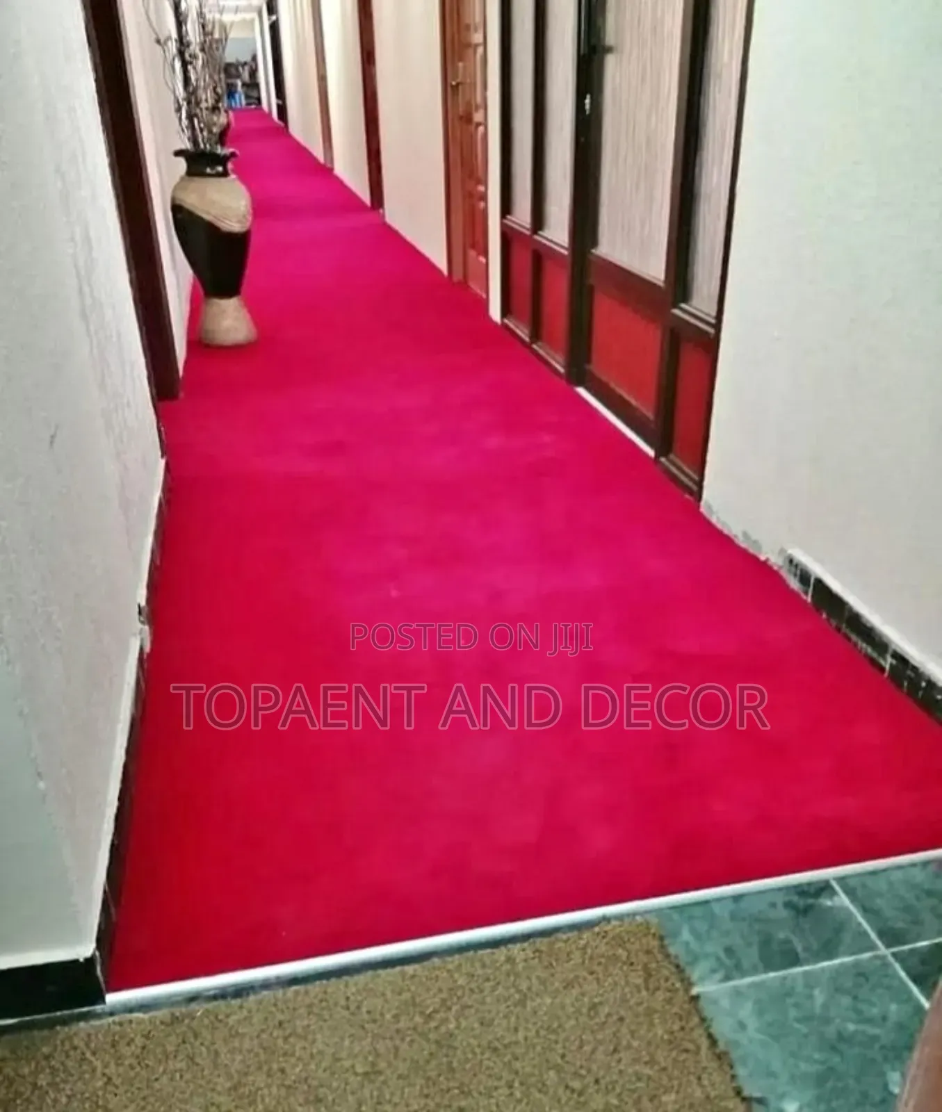 Stylish Wall to Wall Carpet for Office and Commercial Spaces