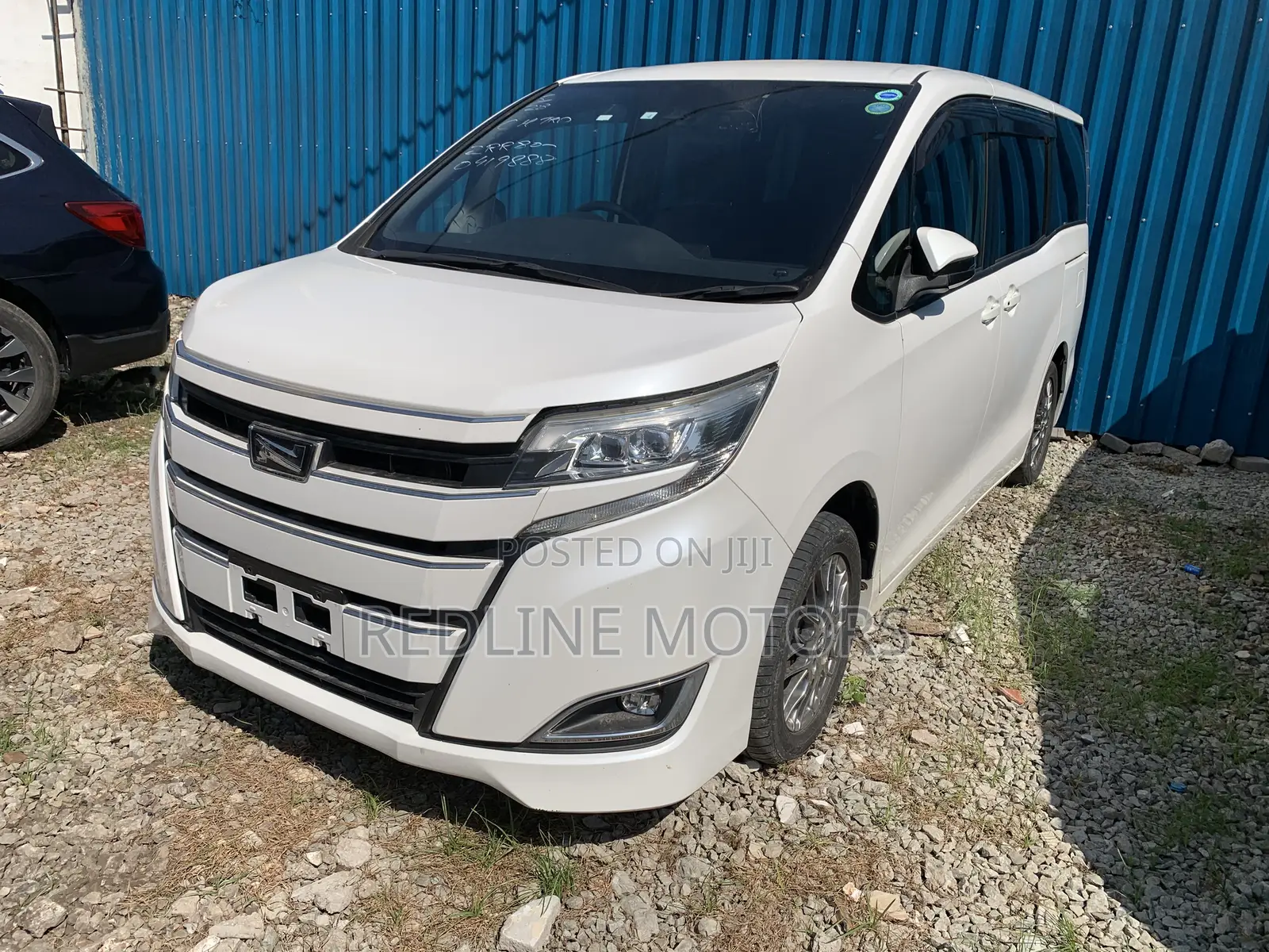 Toyota Noah 2.0 FWD (7 Seater) 2018 White
