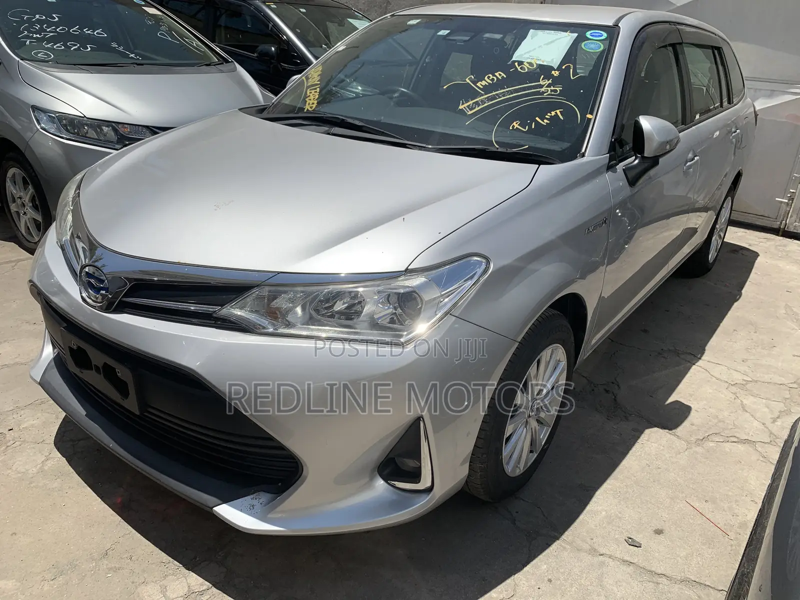 Toyota Corolla Fielder 1.5 Hybrid FWD 2018 Silver