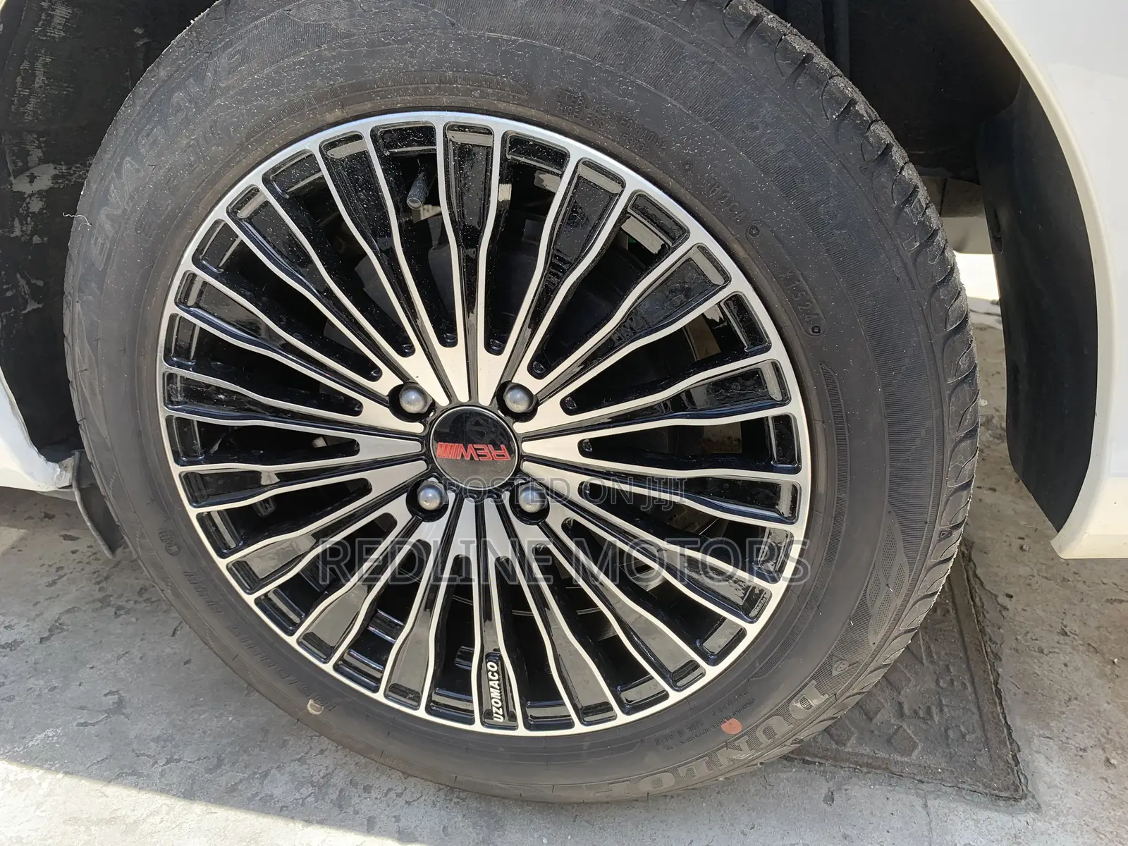 Toyota Corolla Fielder 1.5 Hybrid FWD 2018 Pearl