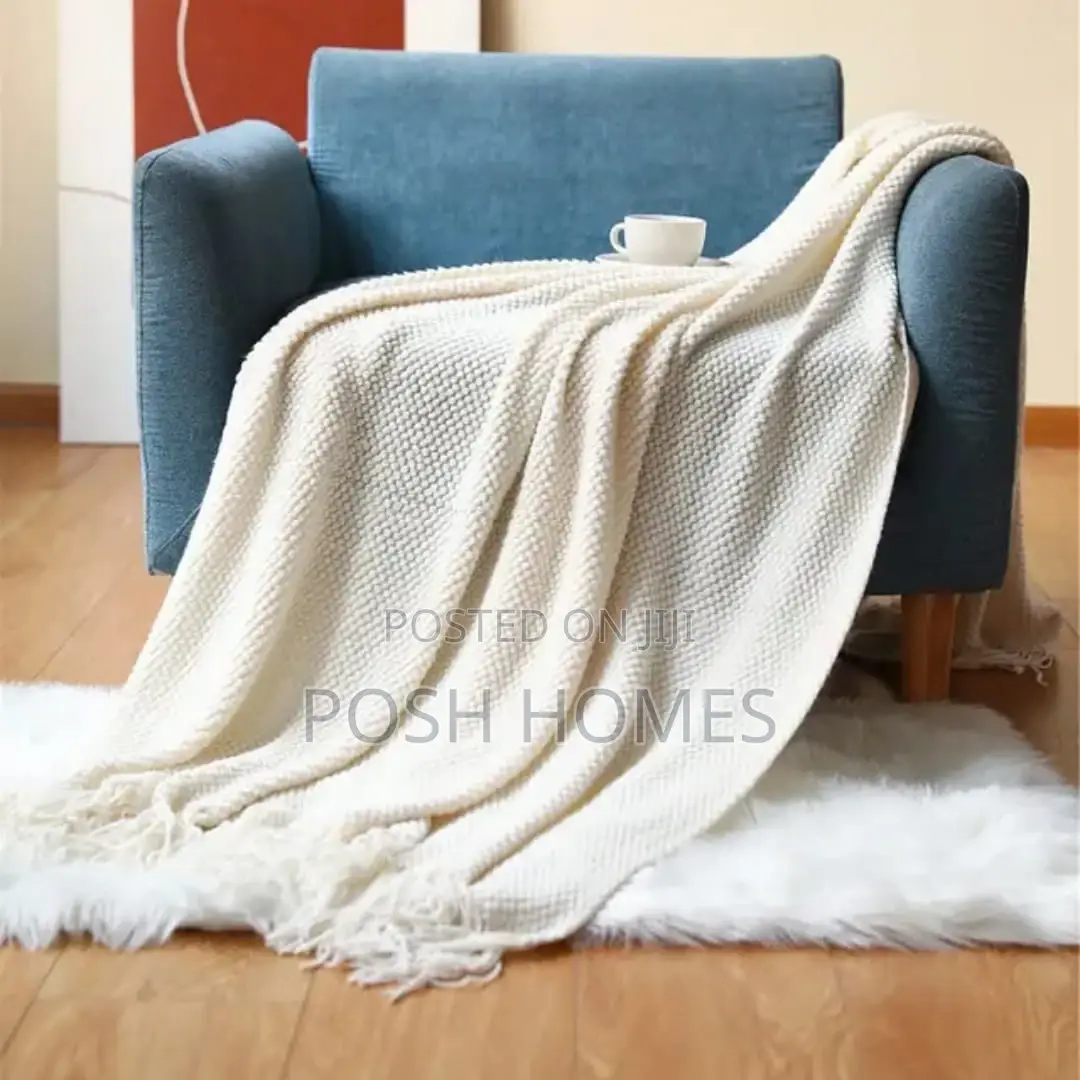 Cream Knitted Throw Blankets
