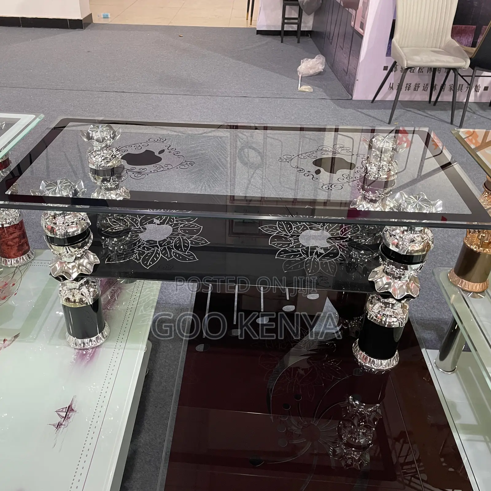 Home Table; Elegant Glass Top Coffee Table for Living Room