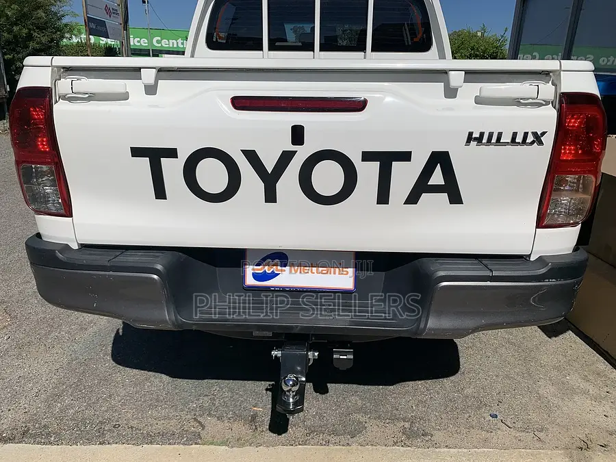 Trailboss Towbar for Toyota Hilux 2 Wd/4 Wd Tub Body