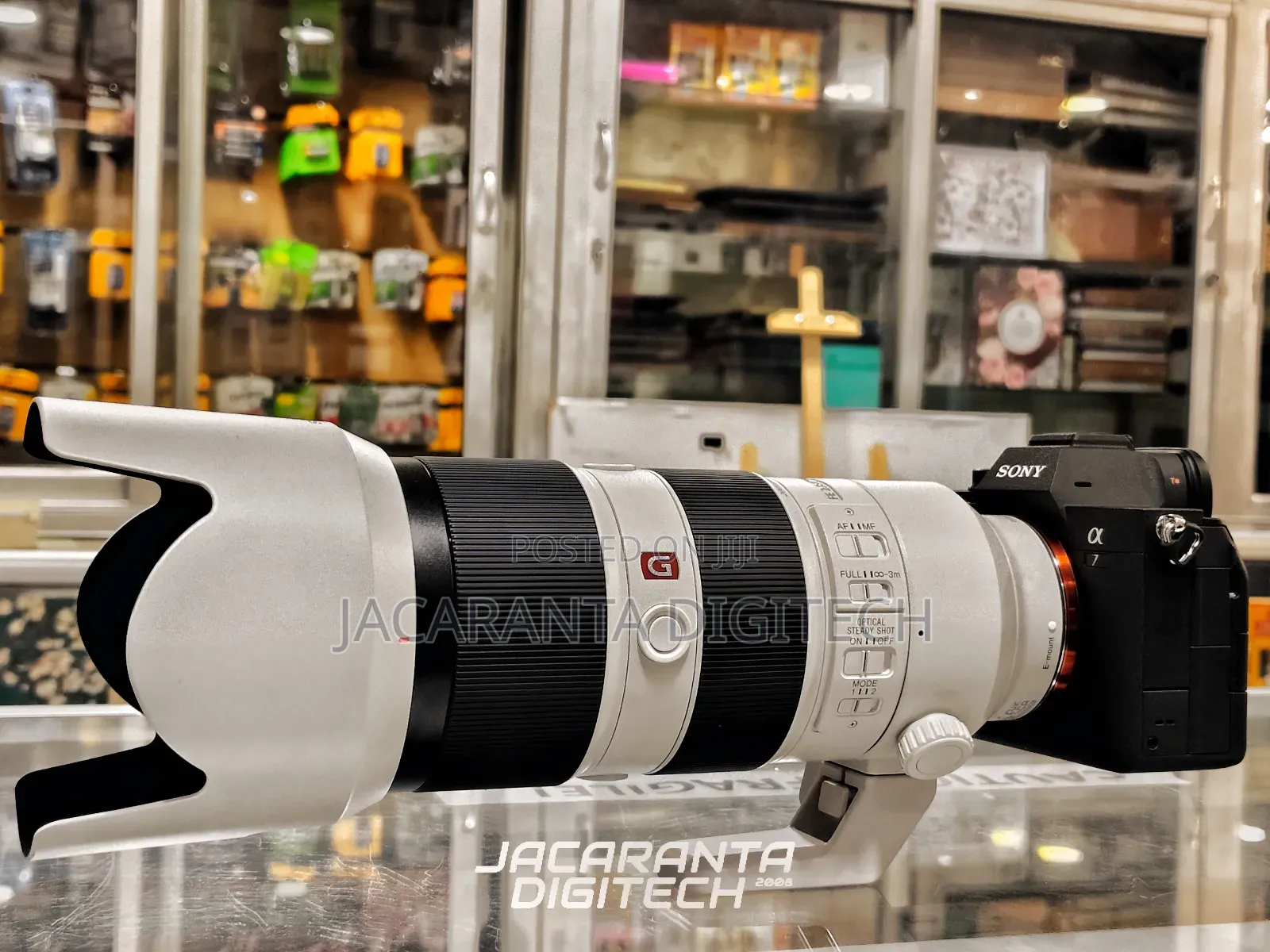 Sony Fe 70-200mm F/2.8 Gm Oss Lens (Full-Frame E-Mount)