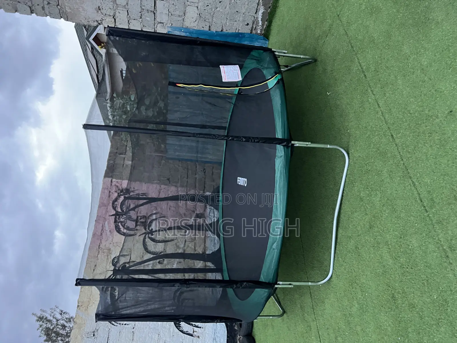 Outdoor Fun High Quality 12ft Trampolines