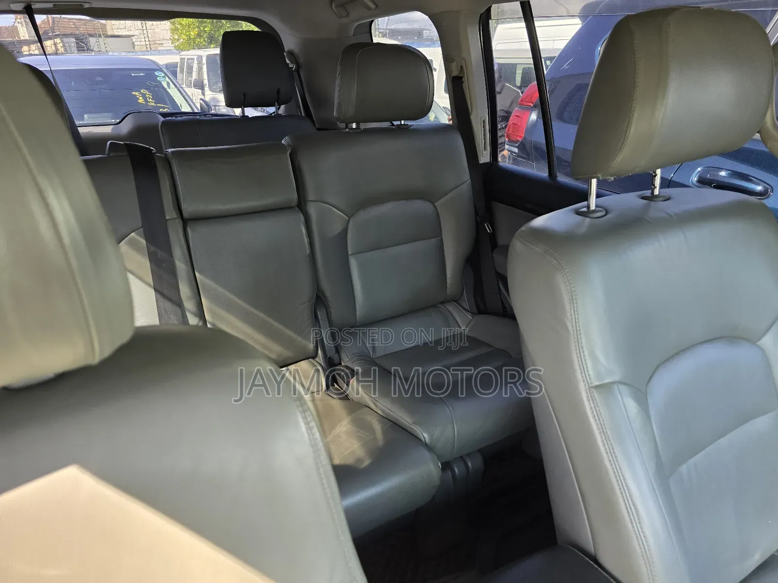 Toyota Land Cruiser 2013 Silver