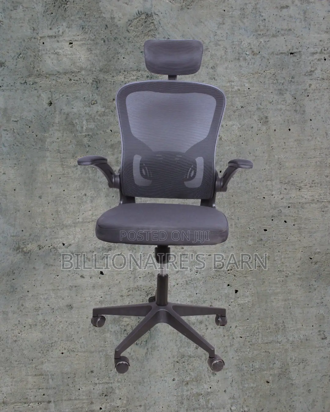 Comfy Grey Ergonomic Office Chair — Breathable in Hot Weather