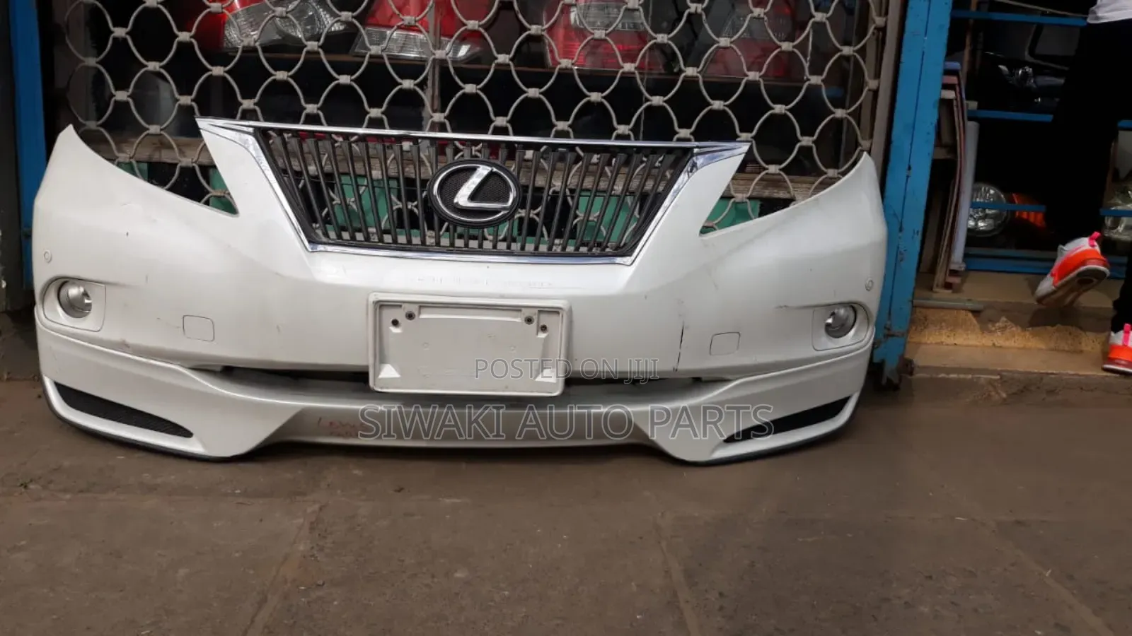 Lexus Rx 350 2010 Front Bumper Complete