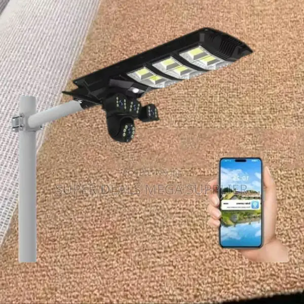 Outdoor 450 Watts Solar Street Lamp With V380pro PTZ Camera 12mp