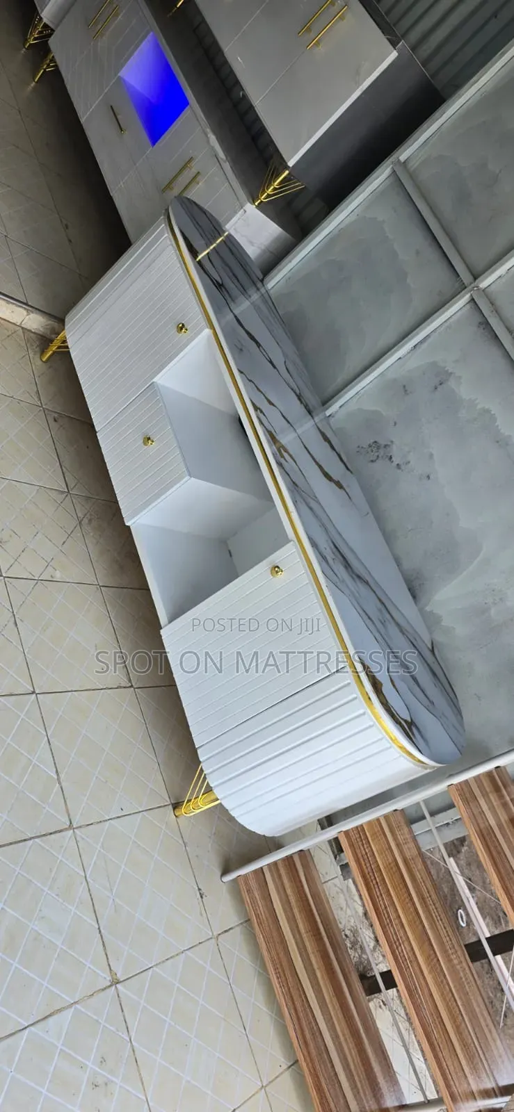 Modernized Oval Tv Stand With Drawers + Free Doorstep Delivery.