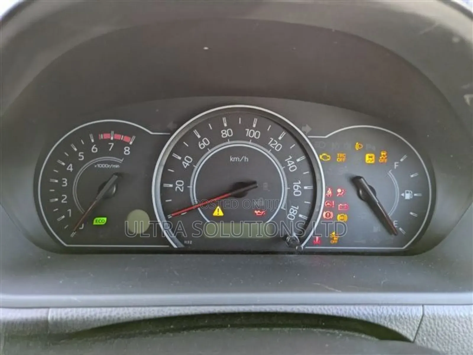Toyota Noah 2019 Silver