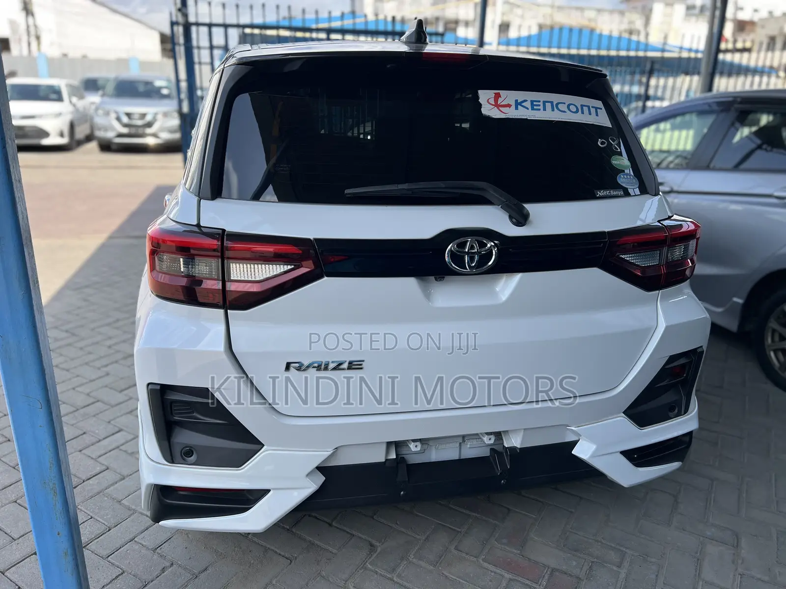 Toyota Raize 2022 White