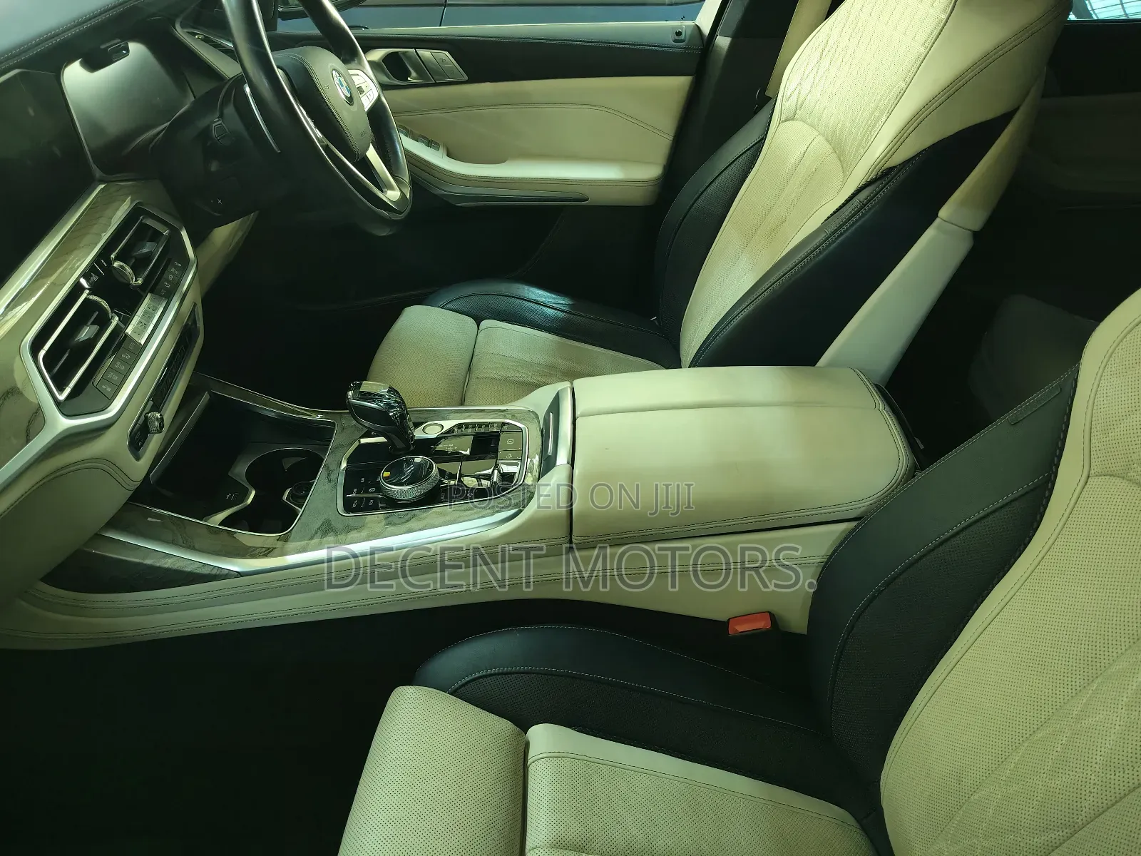 BMW X7 xDrive40i 2021 Gray
