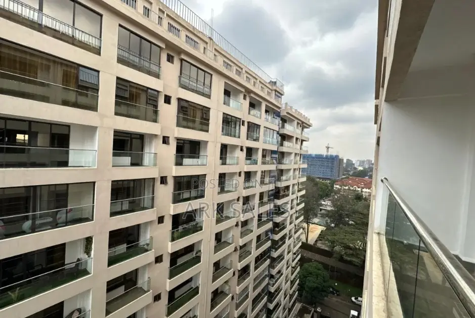 4bdrm Apartment in Cozy Gardens, Hurlingham for sale