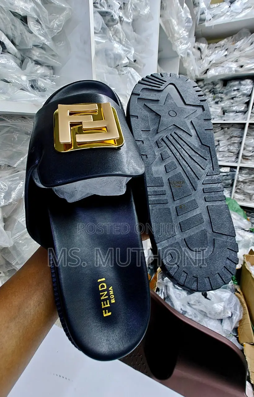 Fendi Ladies Sliders Size 37 38 39 40 41 42