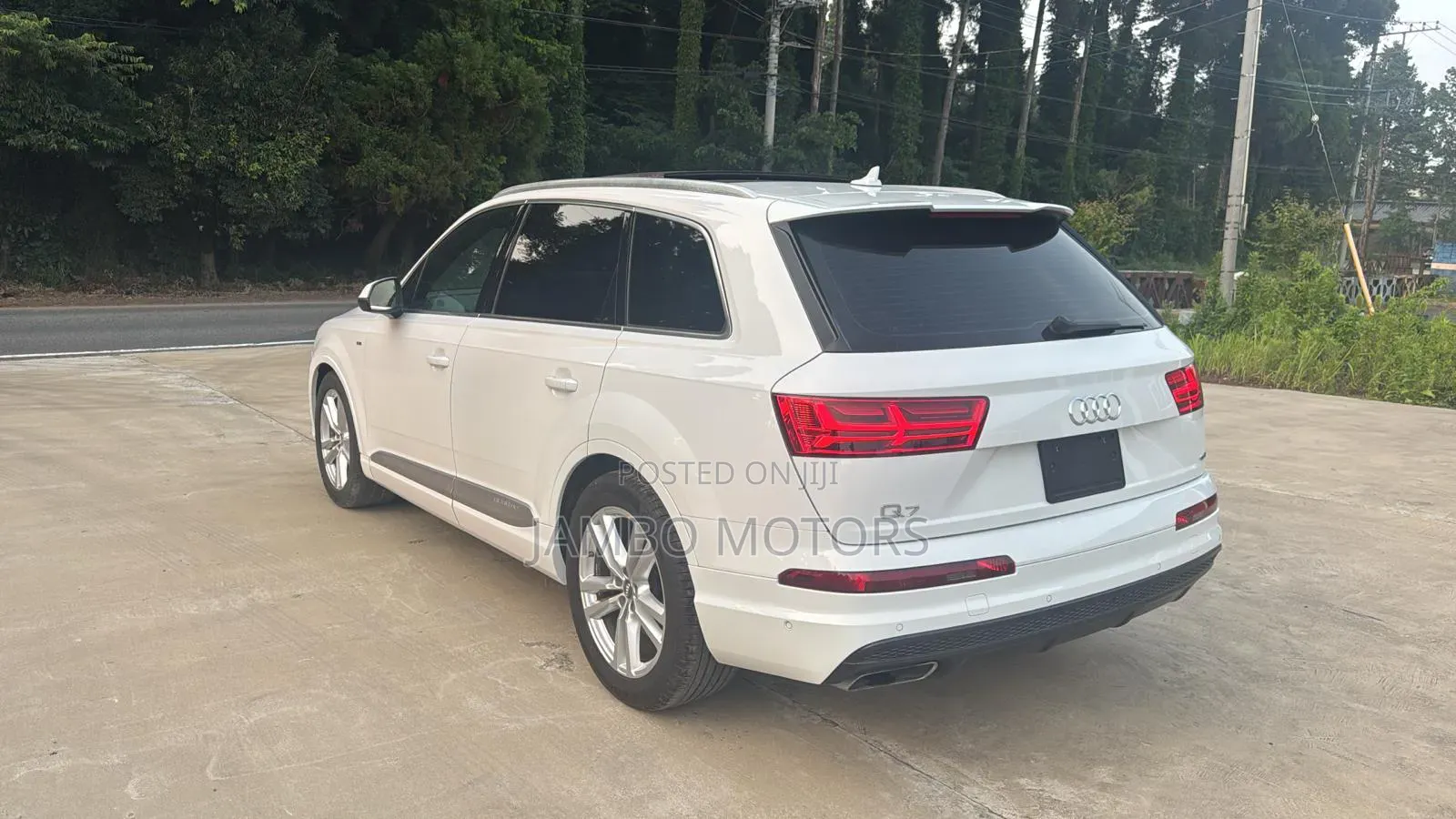 Audi Q7 45 SE Premium AWD quattro 2019 White