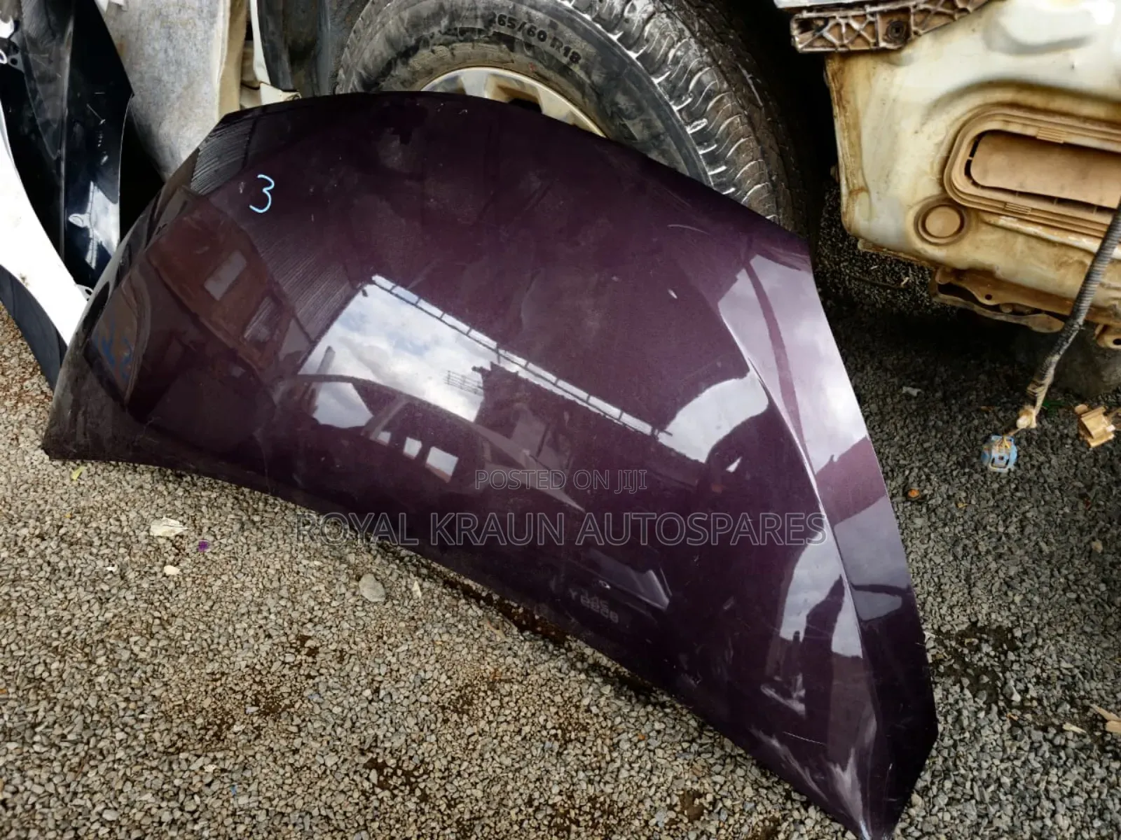 Ractis New Model Bonnet