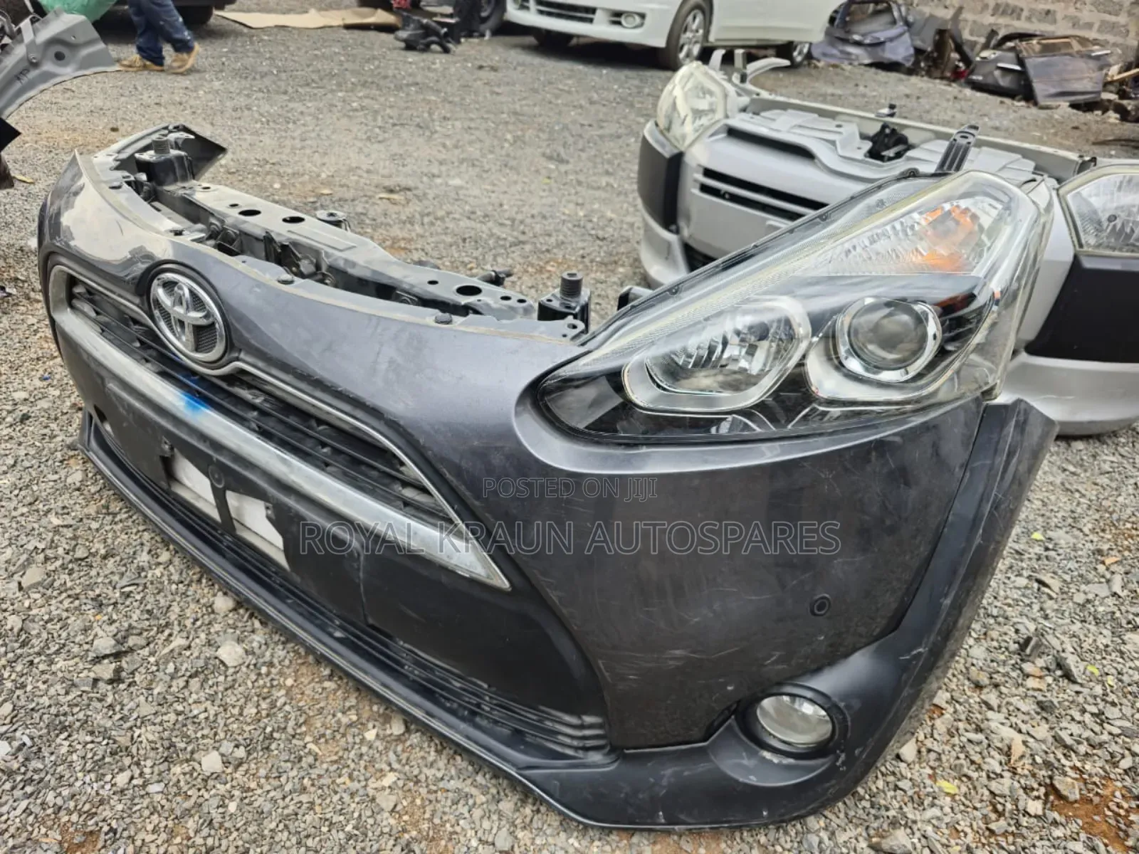 Toyota Sienta Nosecut New Model