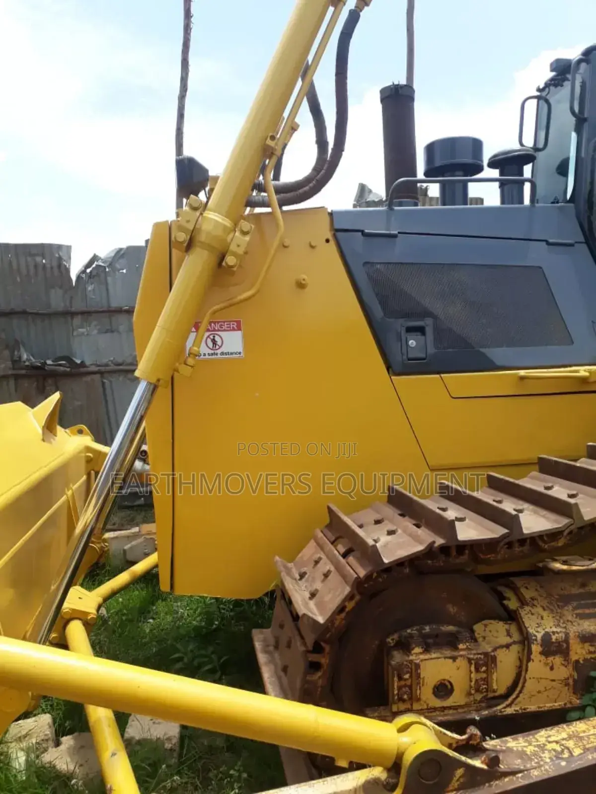 Dozers, Excavators,Graders, Backhoes,Wheel Loaders Etc For Hire