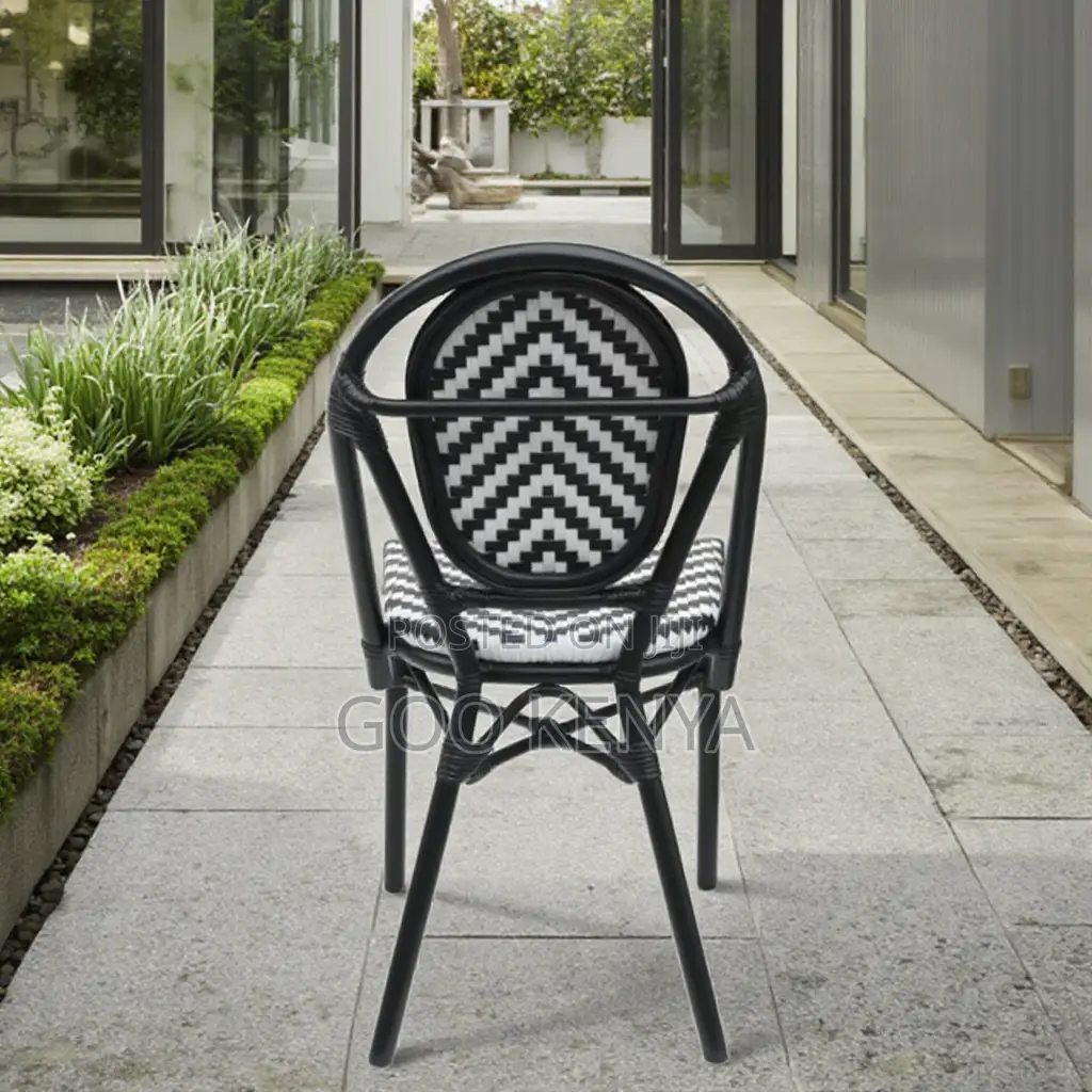Home Dining Chair; Rattan Lounge Dine Chair With Steel Legs for Garden
