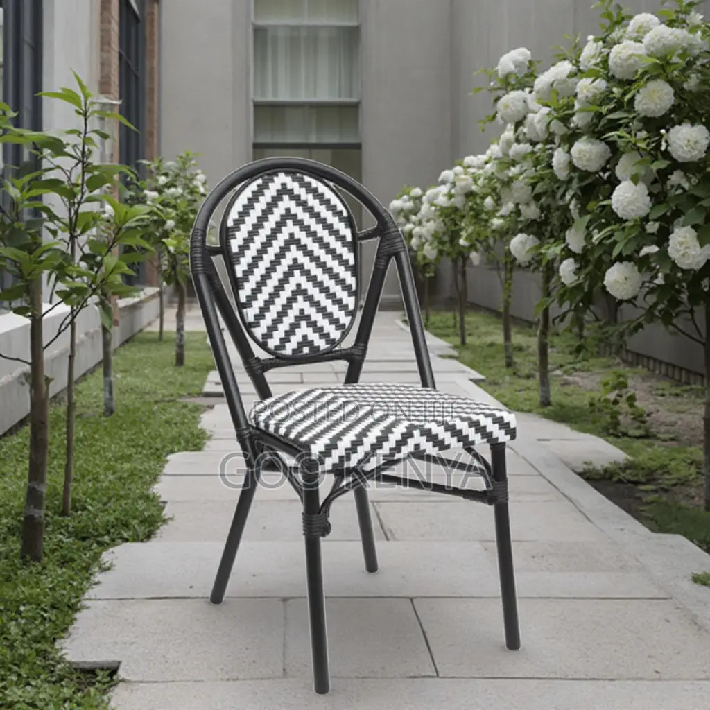 Home Dining Chair; Rattan Lounge Dine Chair With Steel Legs for Garden