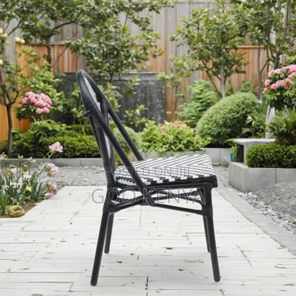 Home Dining Chair; Rattan Lounge Dine Chair With Steel Legs for Garden