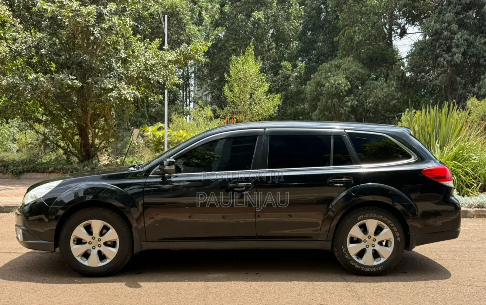 Subaru Outback 2011 Black