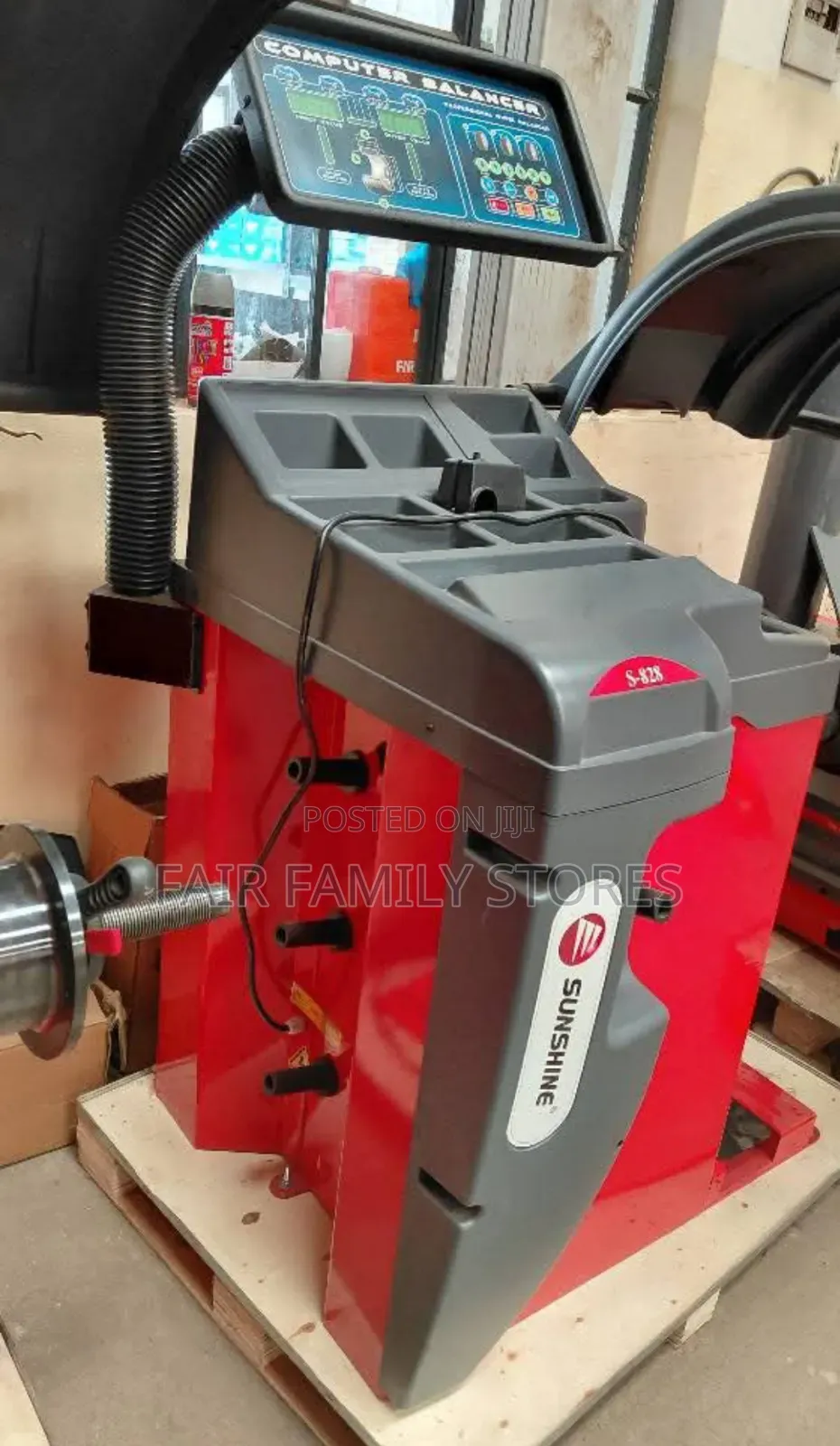 Heavy Duty Wheel Balancer