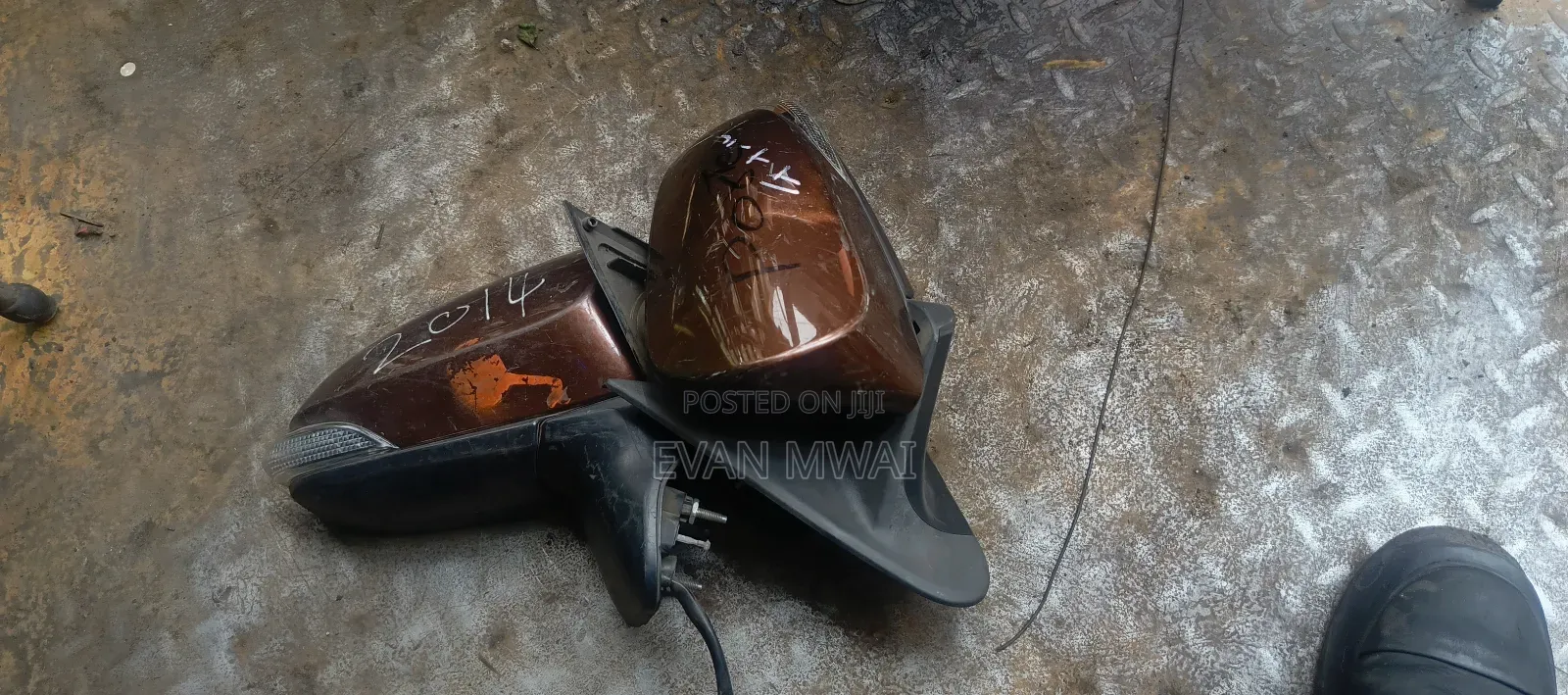Side Mirror Toyota Spade 2014