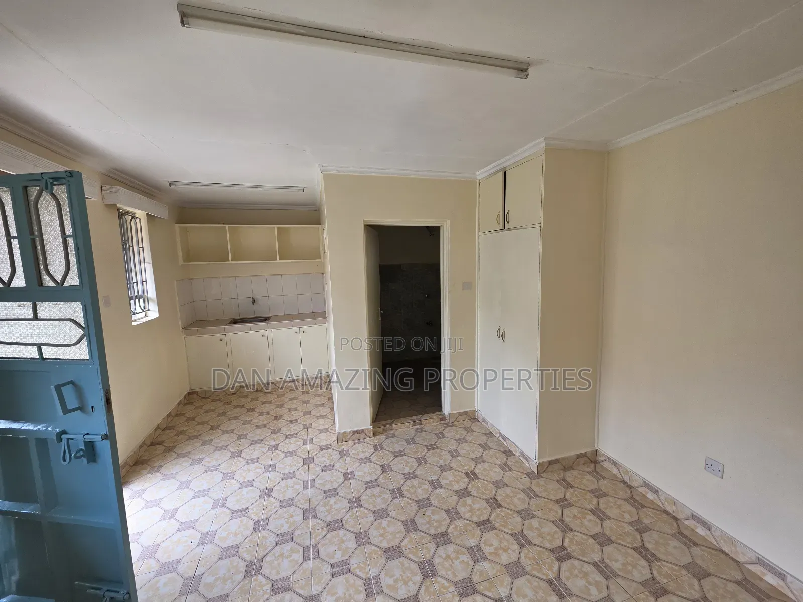 3bdrm Bungalow in Seketo Plus Dsq, Oluulua for sale