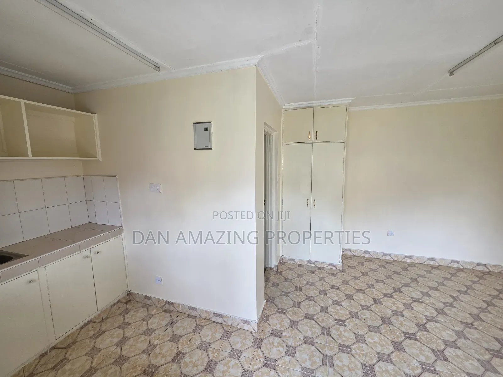 3bdrm Bungalow in Seketo Plus Dsq, Oluulua for sale