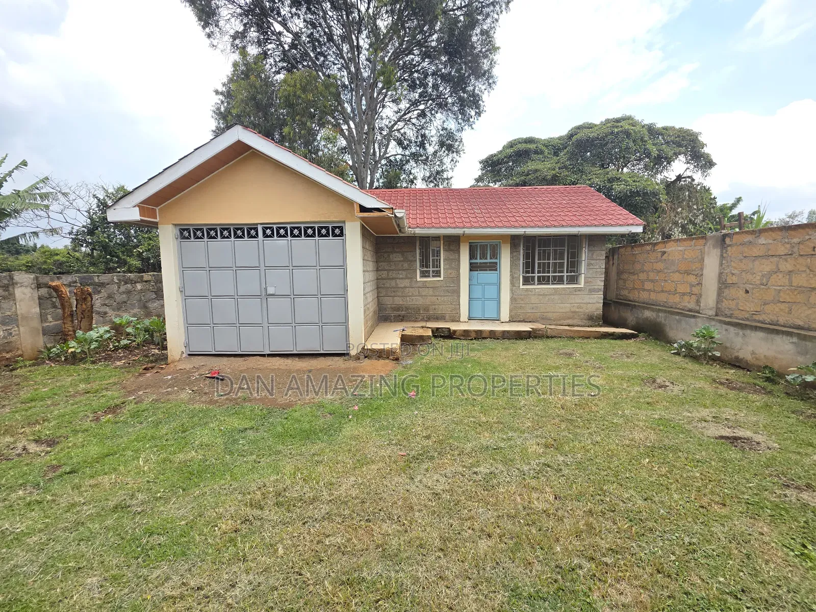 3bdrm Bungalow in Seketo Plus Dsq, Oluulua for sale