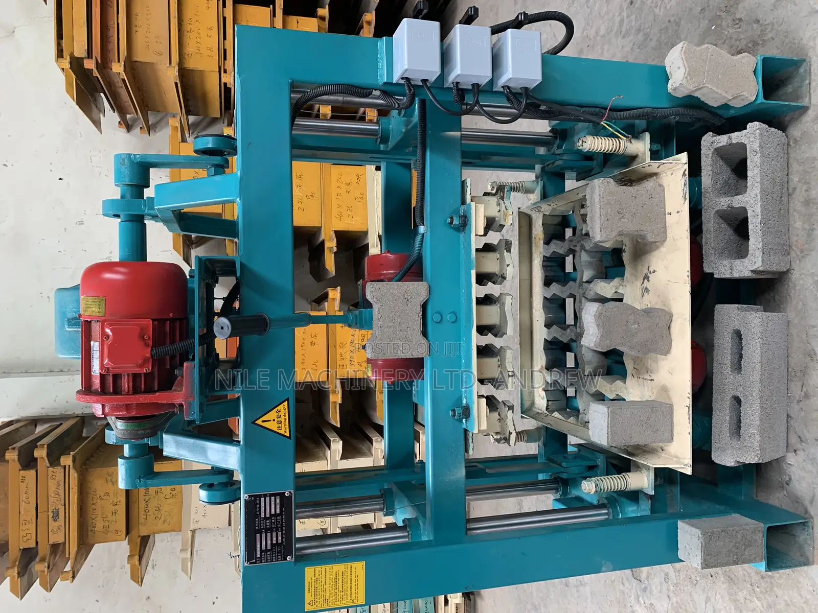 Square Paving Block Making Machines
