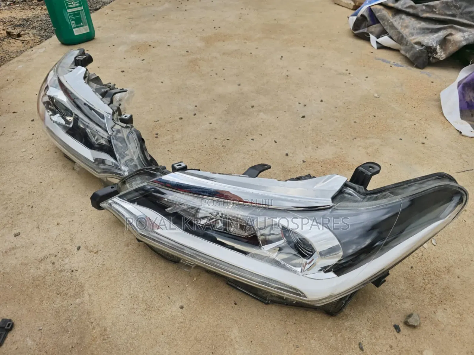 Toyota Fielder/ Axio Xenon Led Headlights